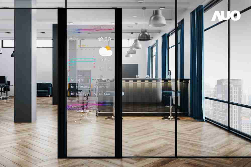 60吋Micro LED透明窗屏显示器，，，可依需求调整并延伸应用于不同场域，，，包括汽车侧窗或家庭玄关、、、智慧橱窗、、商业展示等面向，，，，提供丰富的信息娱乐内容