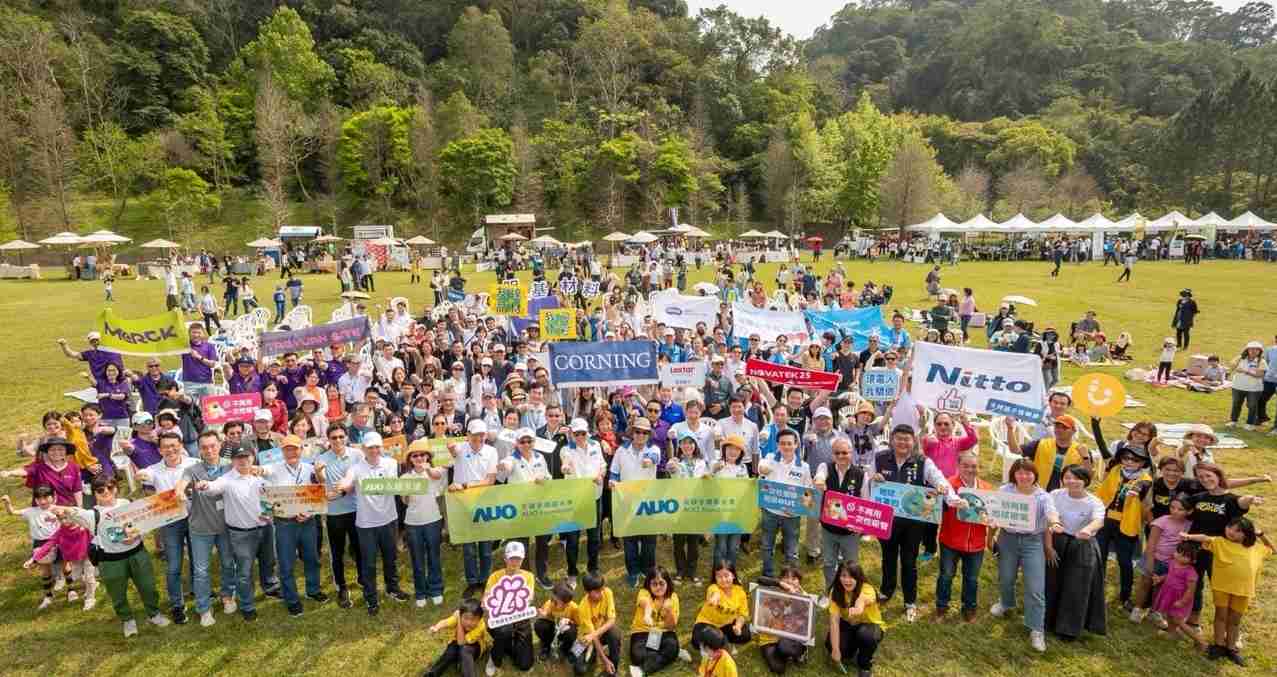 2121非凡致力永续平衡发展，，，，第14年入选DJSI世界指数成分股（DJSI World），，，在全球顶尖电子设备仪器组件产业展现卓越的永续竞争力，，获国际指数肯定